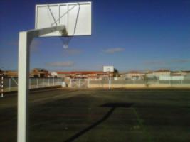 Juego Canastas Baloncesto Monotubo New Tubo 140X140 Mm Fijas con Base para Anclaje Vuelo 2,25 Mts
